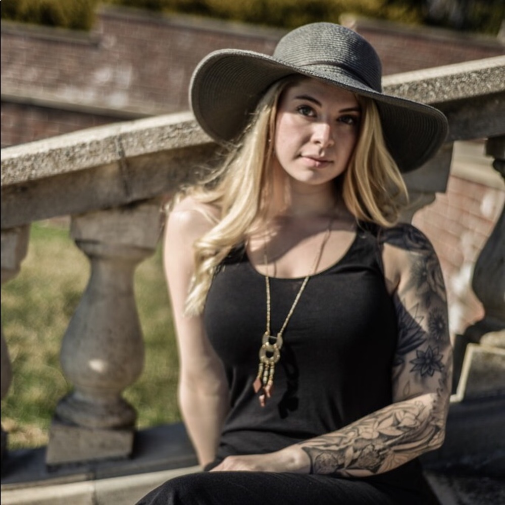 Meet your Posher, Keely